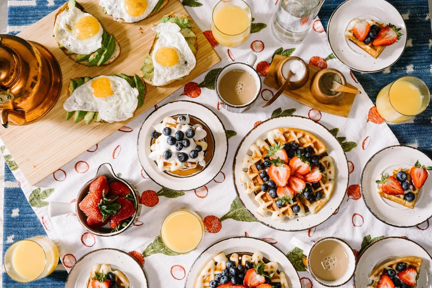 Breakfast meal example: Whole Grain Toast Plate